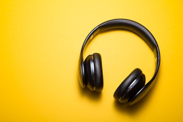 Pro Wireless Headphones X9